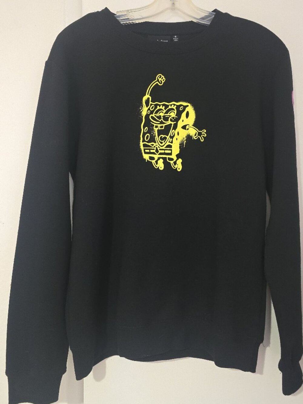 Nickelodeon SpongeBob Crewneck Sweatshirt Size S Black Neon Spray Paint Graphic